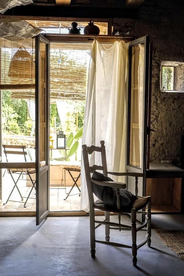 Can Tat, Loft In A Old Coach House Sant Jordi Desvalls Dış mekan fotoğraf